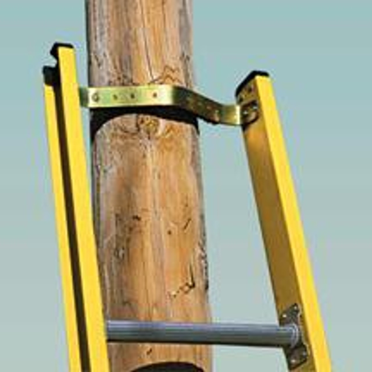 AX9 Web Pole Grip Safety Accessory for Scaffold and Elevated Work Systems, Durable Securing Component for Better Hold, Stable Support and Safer Industrial Access Applications